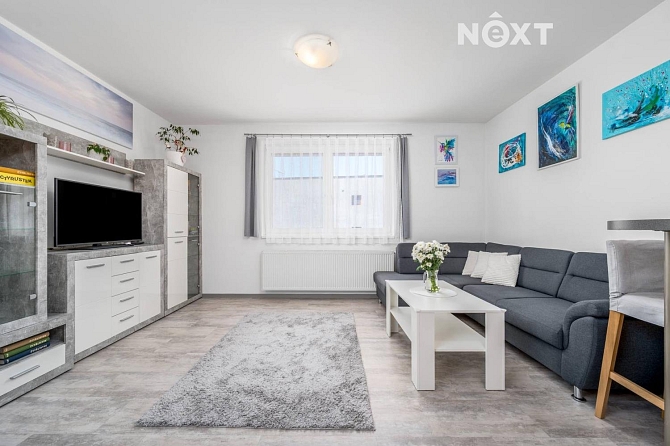 Prodej bytu 2+kk 53 m², Hostivice