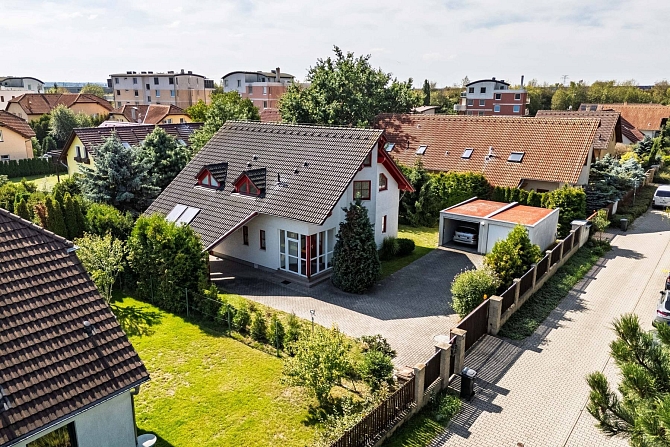 Prodej domu rodinný 250 m² pozemek 967 m², Studánková, Praha-Újezd u Průhonic